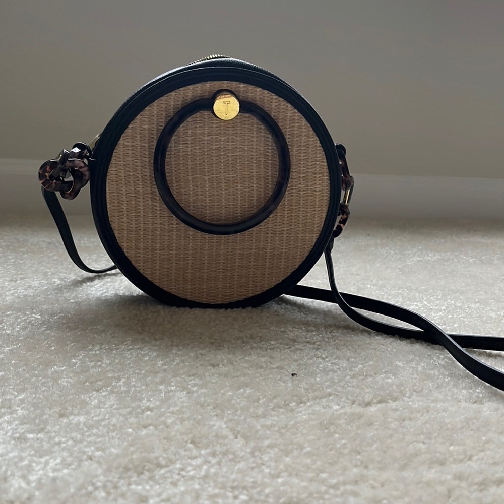 Agneti Resin-Handle Straw Circle Crossbody Bag